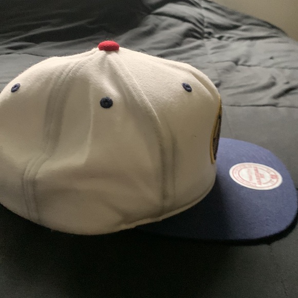 Mitchell & Ness Golden State Warriors Snapback - Picture 5 of 7